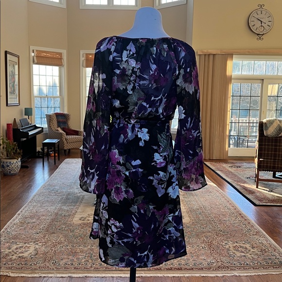 Floral V-Neck Long-Sleeve Wrap Dress in Purple and Black - Picture 3 of 6